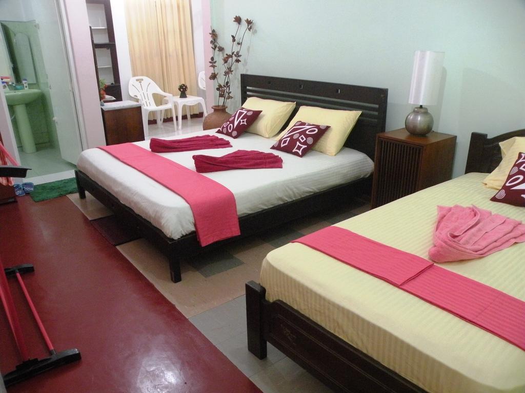 Henderson Airport Residence Negombo Cameră foto