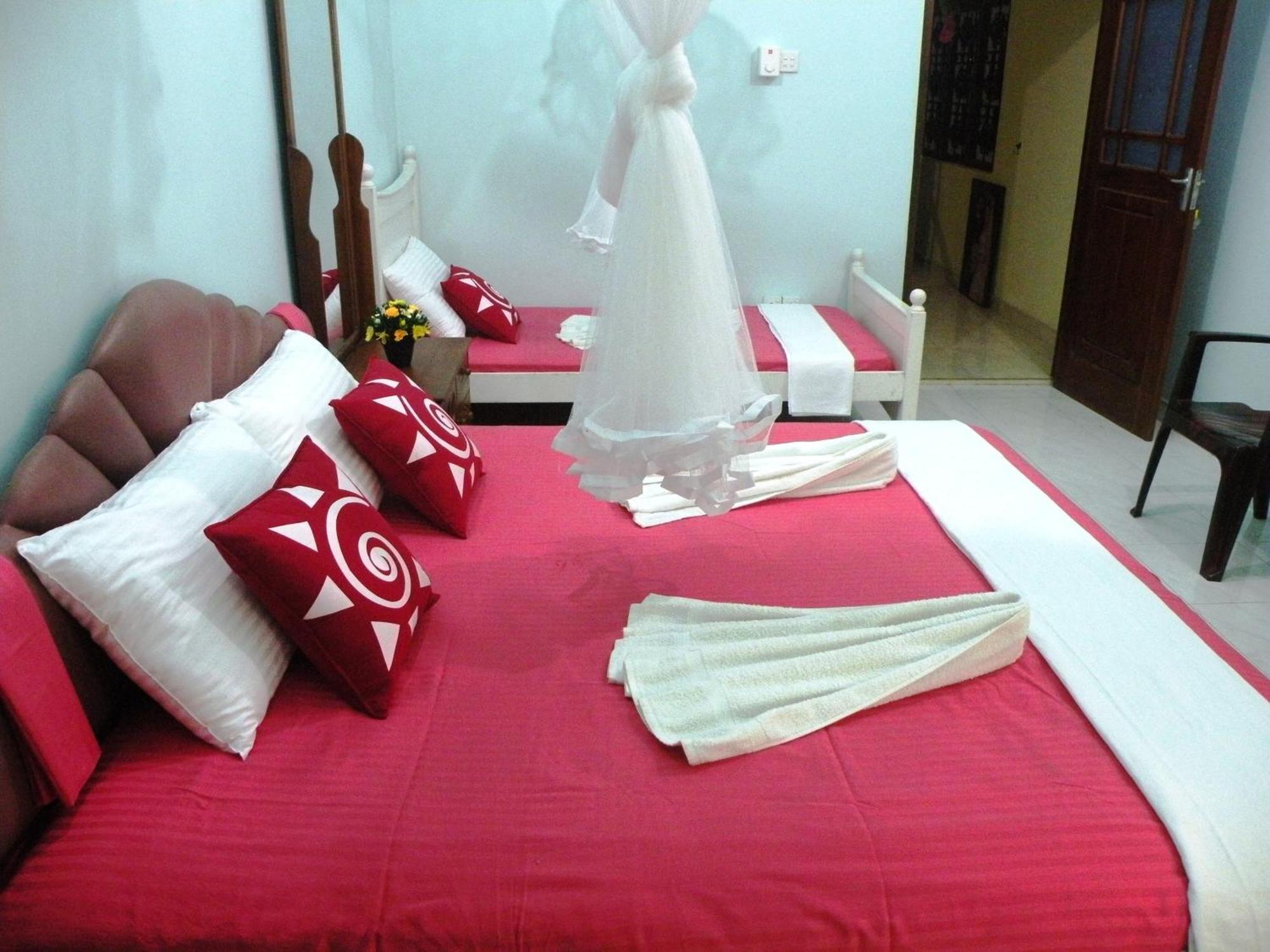 Henderson Airport Residence Negombo Cameră foto