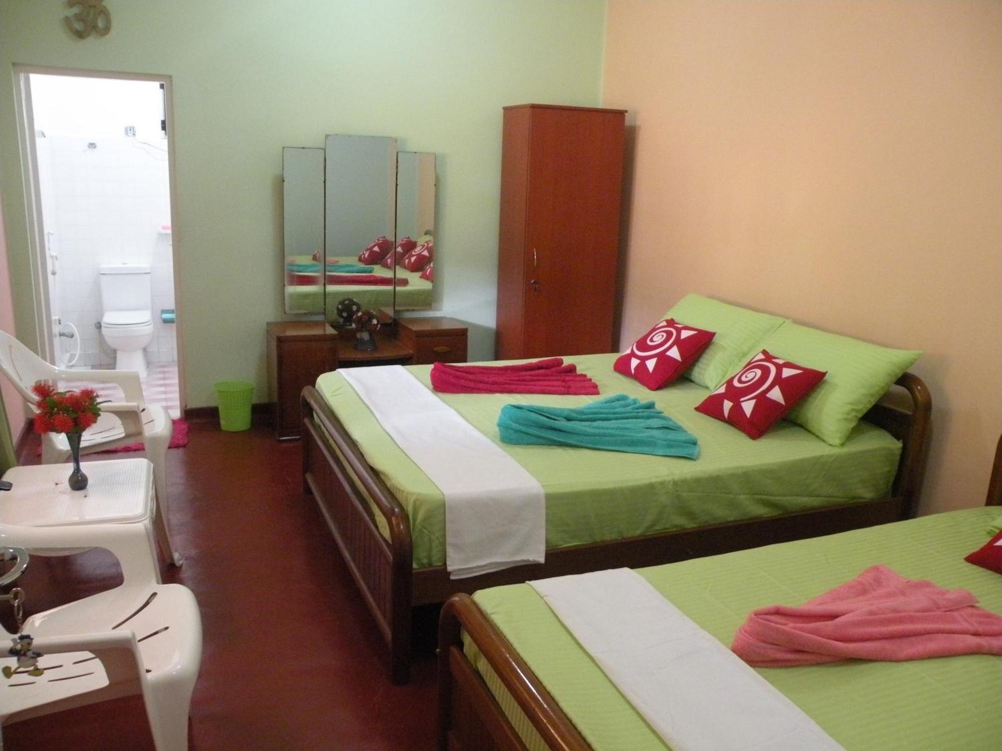 Henderson Airport Residence Negombo Cameră foto