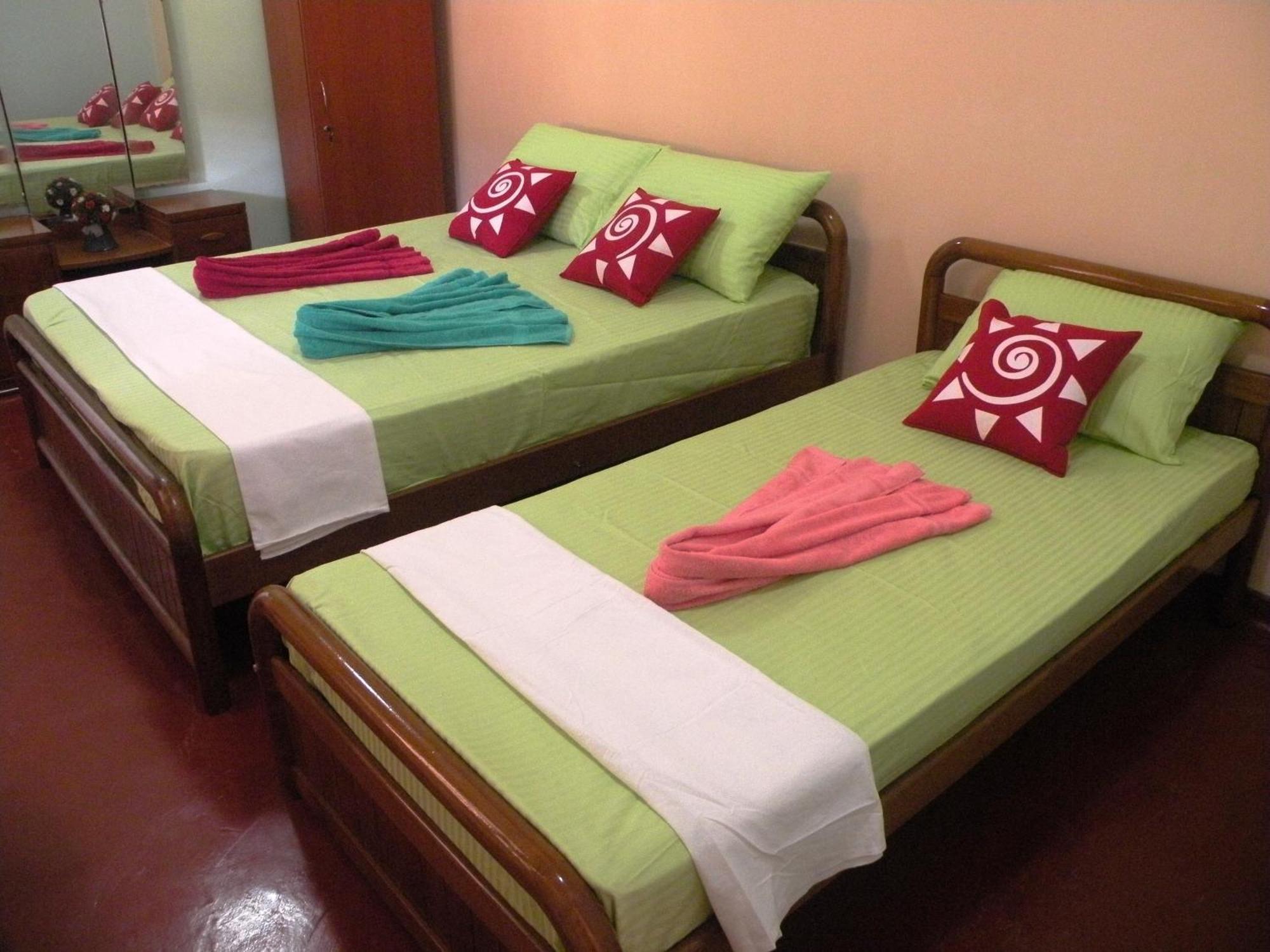 Henderson Airport Residence Negombo Cameră foto