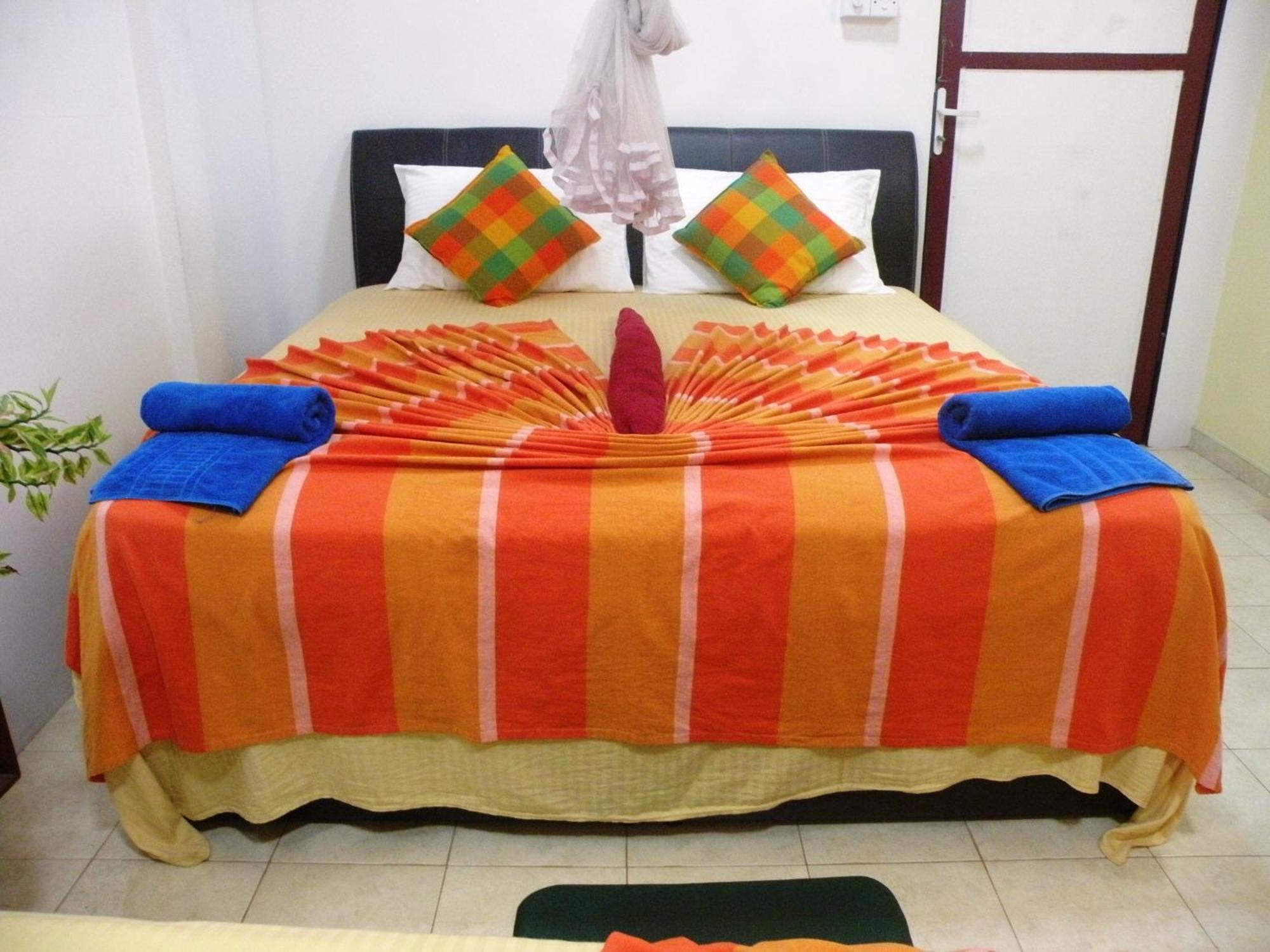 Henderson Airport Residence Negombo Cameră foto