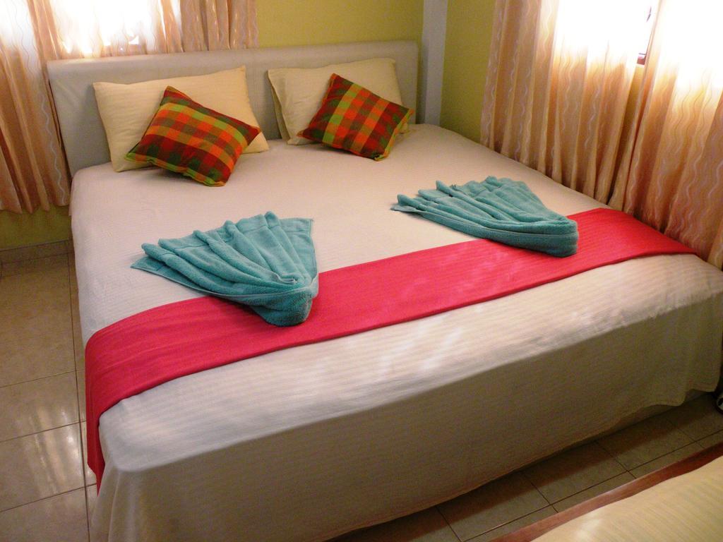 Henderson Airport Residence Negombo Cameră foto